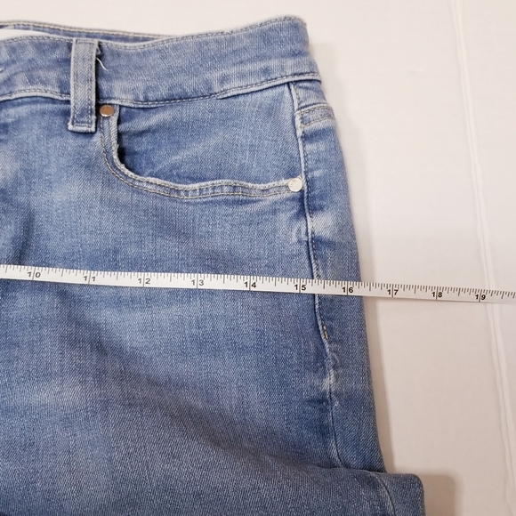 Paige Verdugo Crop Jeans Sunray Destructed Shaggy Let Size 28 - Picture 7 of 8